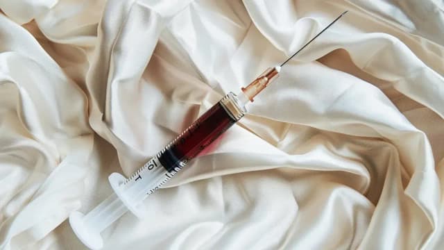 Kiedy zrobić badanie krwi po antybiotyku, aby uniknąć błędnych wyników?